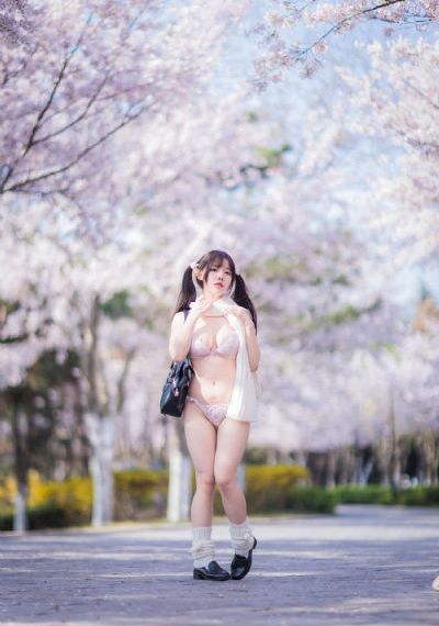 看全色黄大色黄大片在线_电影未删减版
