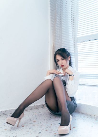 精品韩国乱人伦久久久久久久久_超清电视剧在线观看