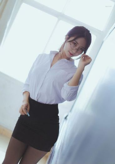 婷婷小雪被老汉玩遍各种方式_90集免费观看